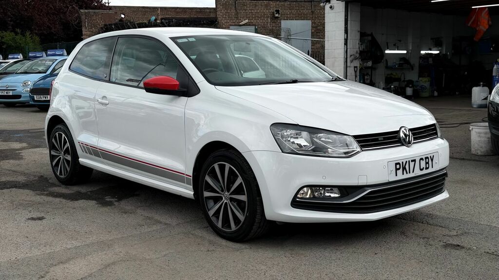 Volkswagen Polo 1.2 Tsi Bluemotion Tech Beats Hatchback PK17CBY White #2