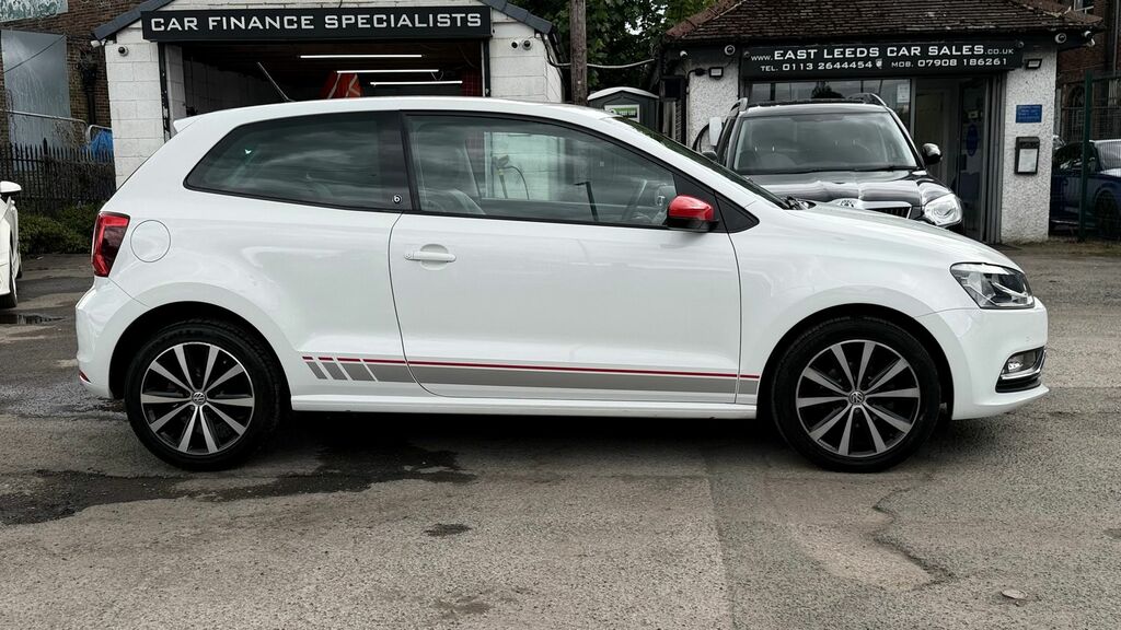 Volkswagen Polo 1.2 Tsi Bluemotion Tech Beats Hatchback PK17CBY White #3
