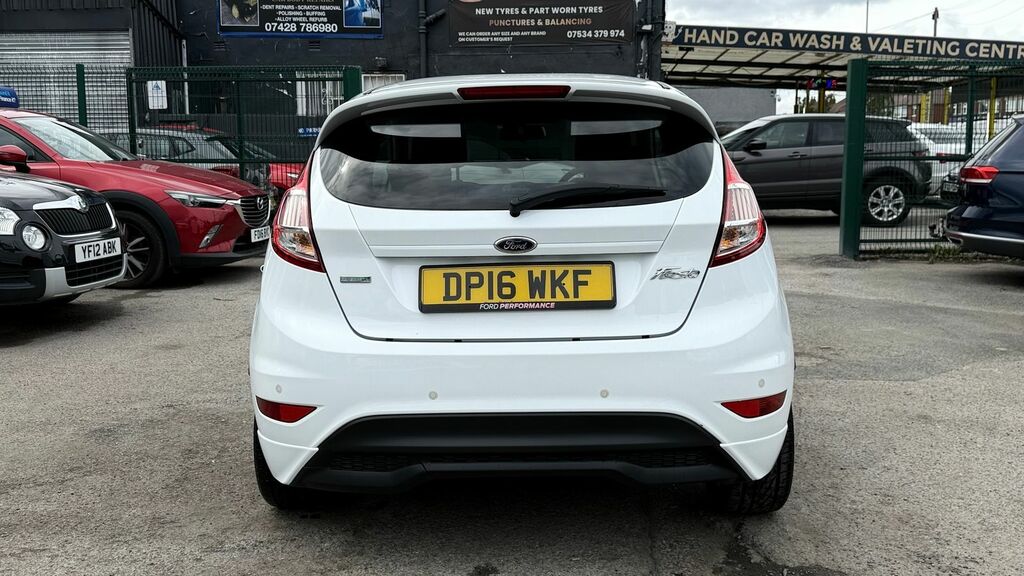 Ford Fiesta 1.0T Ecoboost St-line Hatchback DP16WKF White #4