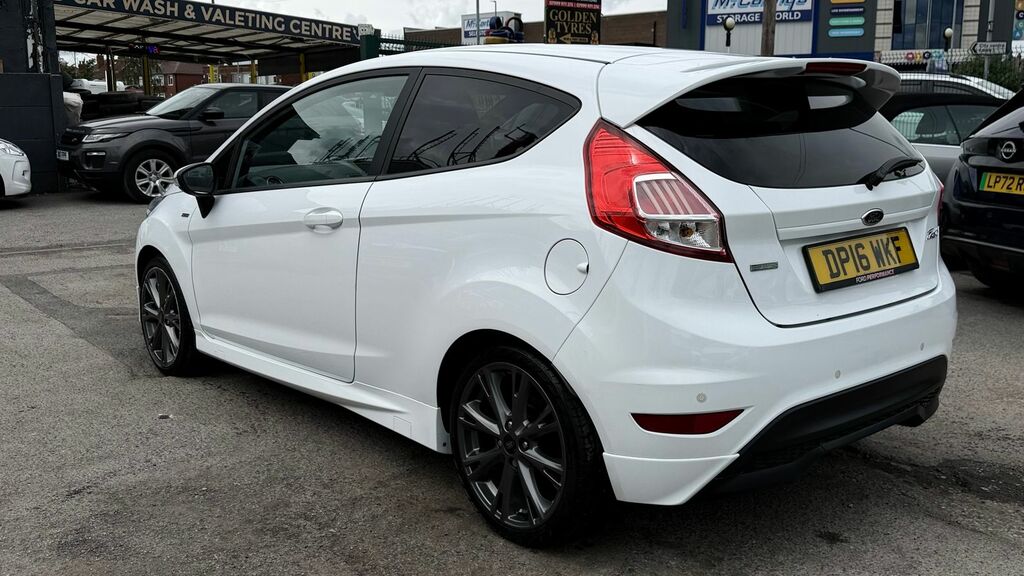 Ford Fiesta 1.0T Ecoboost St-line Hatchback DP16WKF White #5