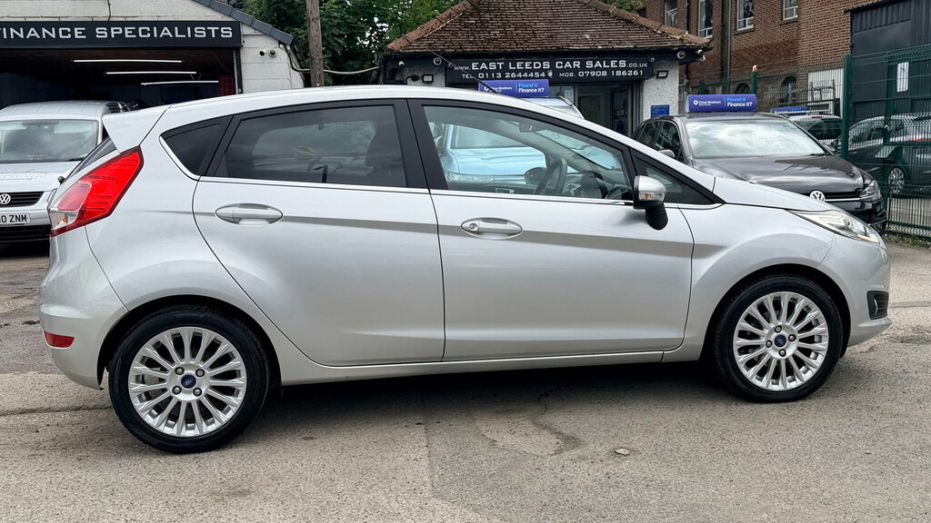 Ford Fiesta 1.0T Ecoboost Titanium Hatchback SG14GPK Silver #2