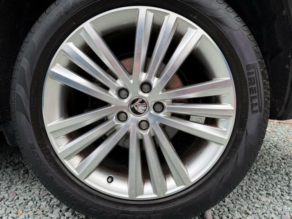 Skoda Kodiaq Se Technology Tdi White #21