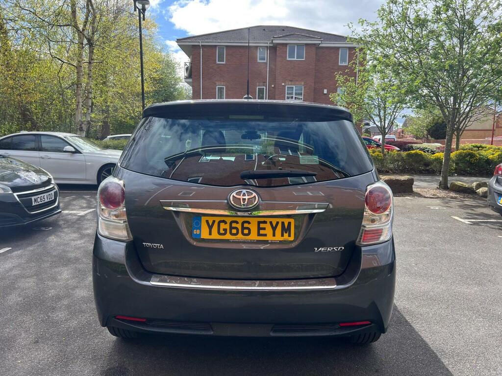 Toyota Verso Mpv 1.6 D-4d Design Euro 6 Ss 7 Seat 201 Grey #5