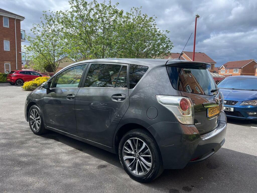 Toyota Verso Mpv 1.6 D-4d Design Euro 6 Ss 7 Seat 201 Grey #4