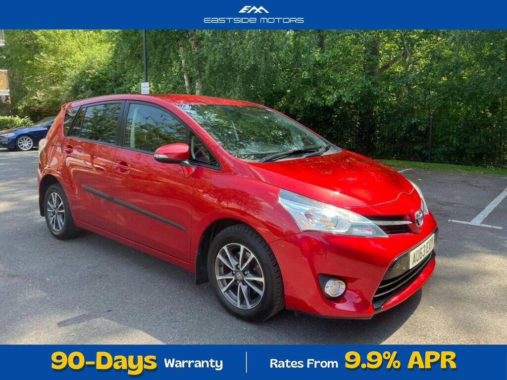 Toyota Verso Mpv 1.8 V-matic Icon Multidrive S Euro 5 Euro Red