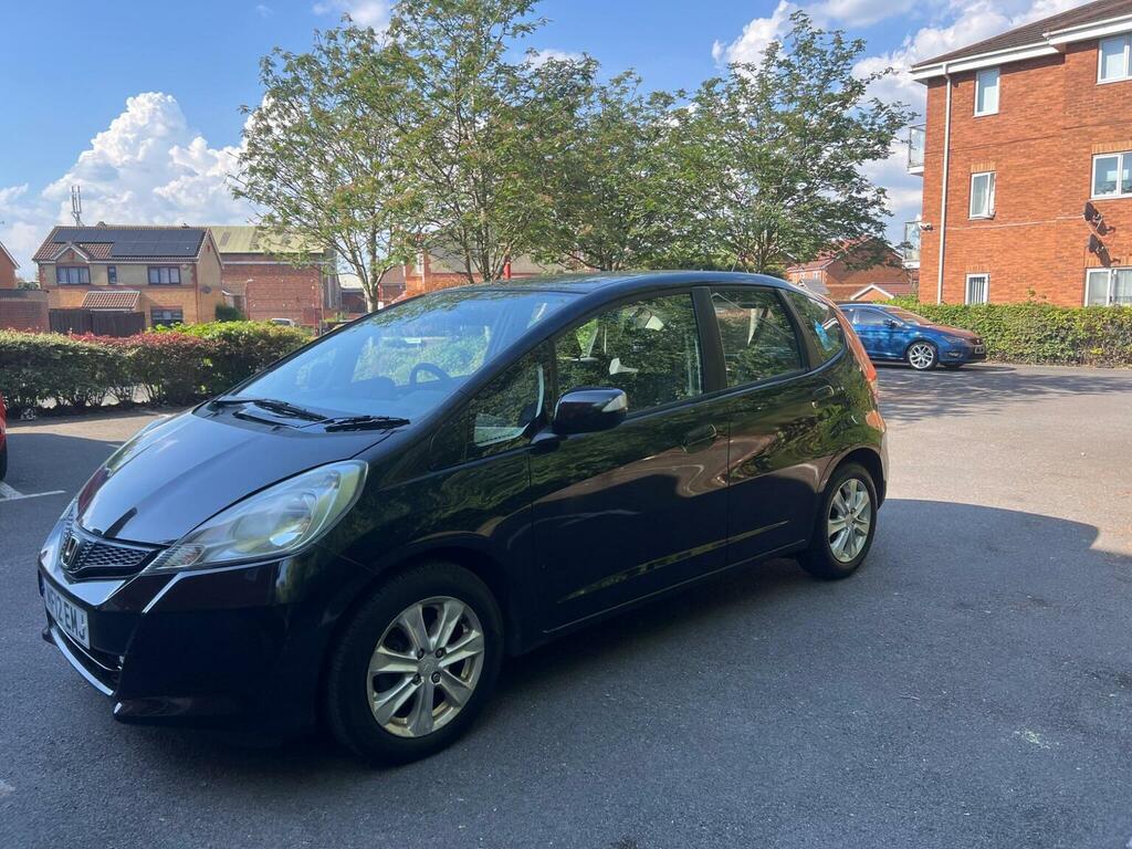 Honda Jazz Hatchback 1.4 I-vtec Es Cvt Euro 5 201212 MF12EMJ Black #3