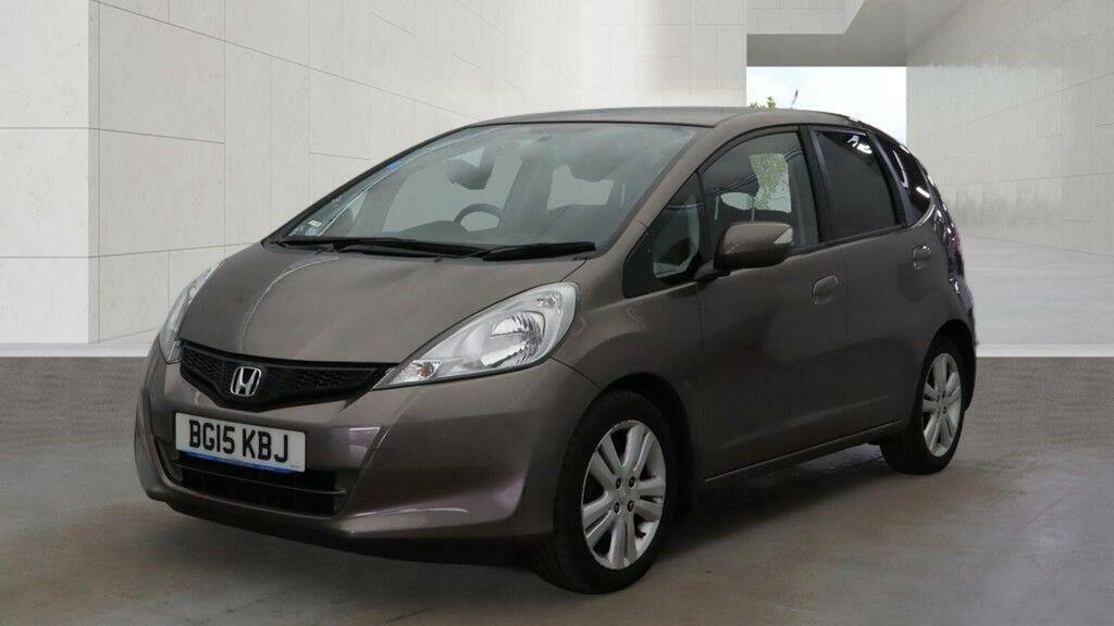 Honda Jazz Hatchback 1.4 I-vtec Es Plus Cvt Euro 5 2015 BG15KBJ Brown #2