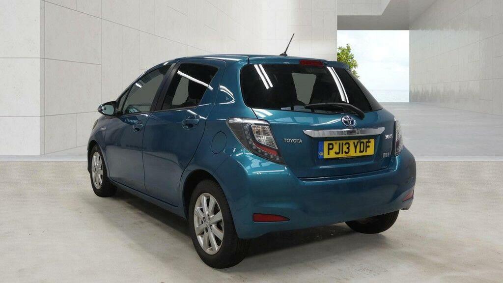 Toyota Yaris 1.5 Vvt-h T4 Cvt Euro 5 Blue #3