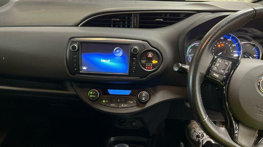 Toyota Yaris Hatchback Red #21