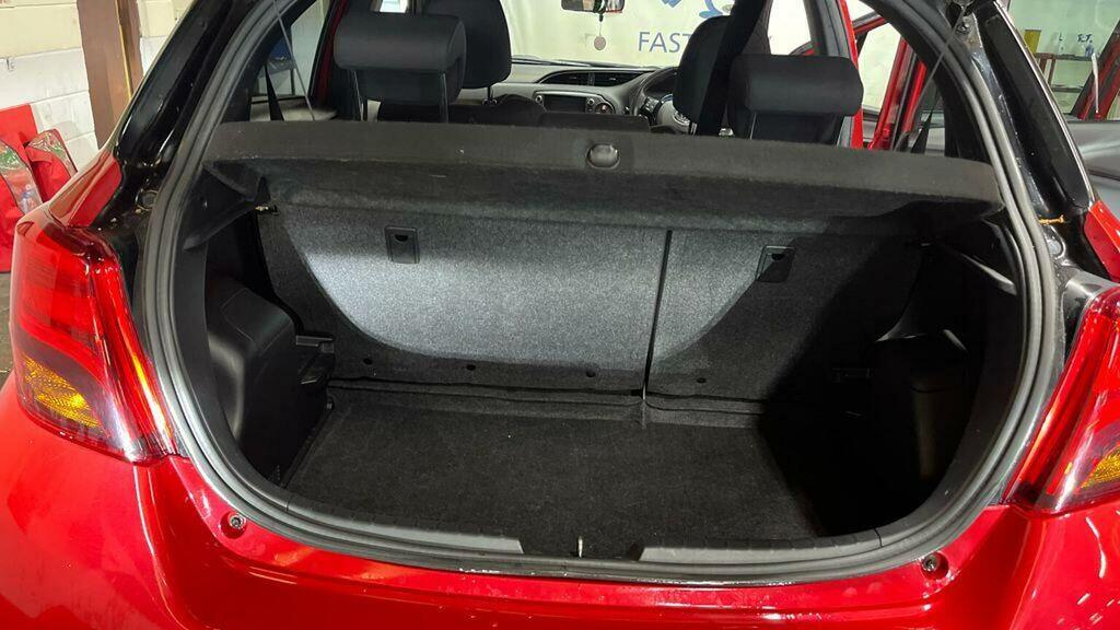 Toyota Yaris Hatchback Red #12