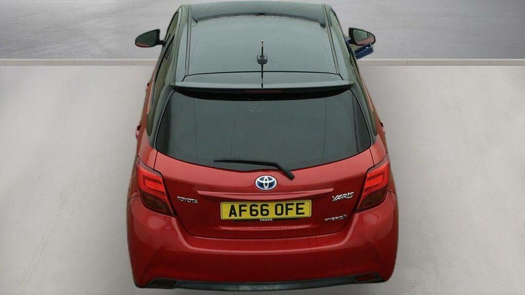 Toyota Yaris Hatchback Red #20