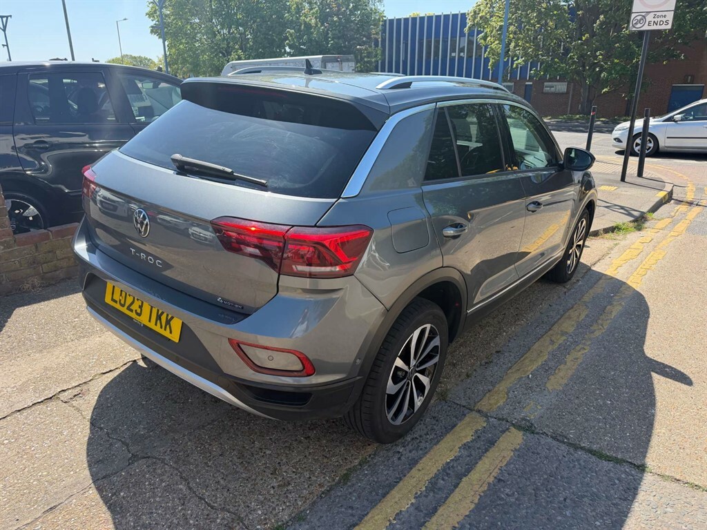 Volkswagen T-Roc Style Tsi 4Motion 4Wd LO23TKK Grey #4
