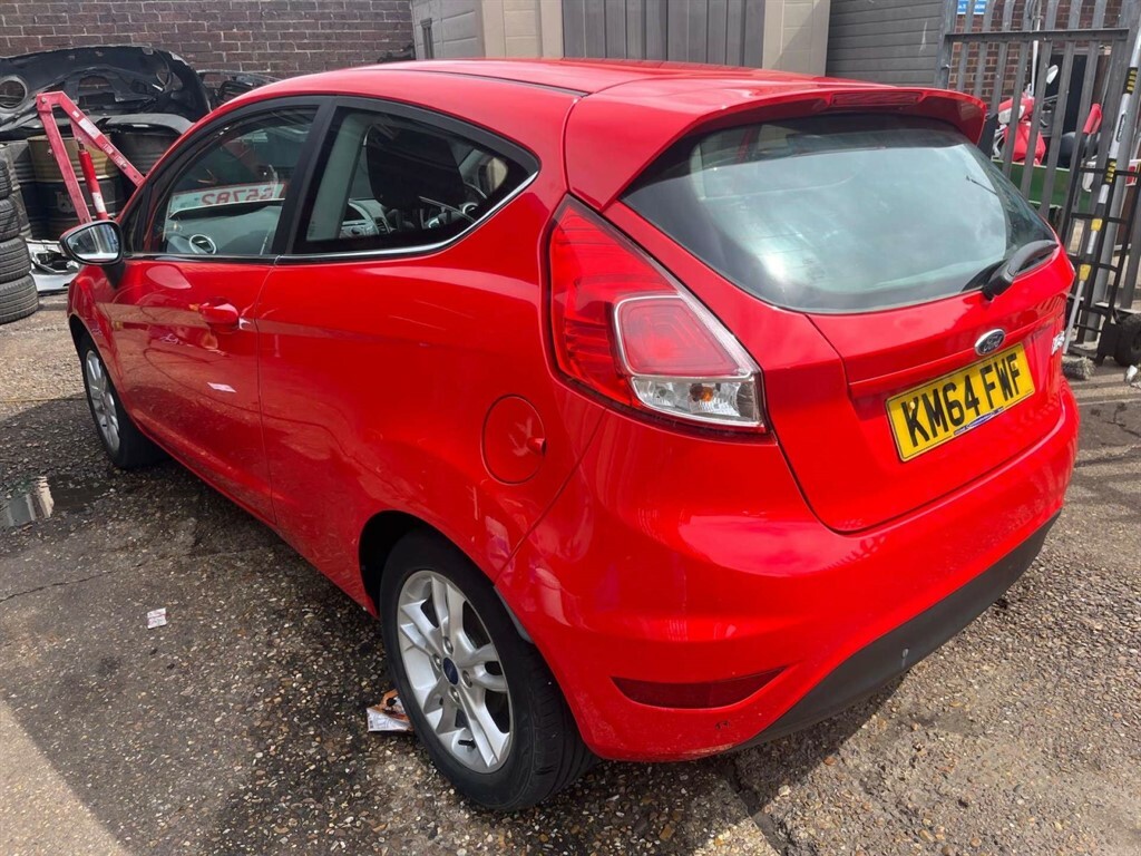 Ford Fiesta Zetec Red