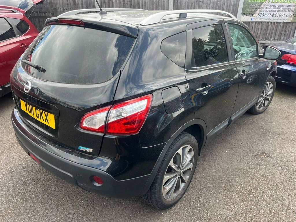Nissan Qashqai 1.6 117 Acenta Red #1