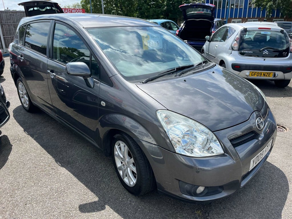 Toyota Corolla Verso Sr D-4d Grey #3