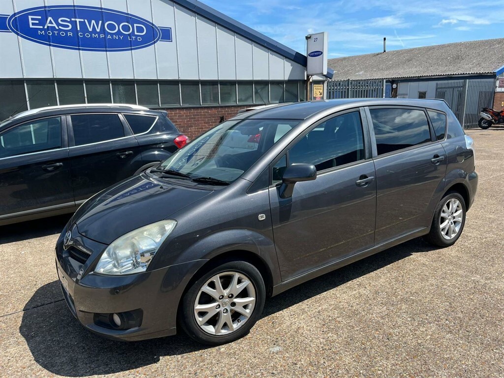 Toyota Corolla Verso Sr D-4d Grey