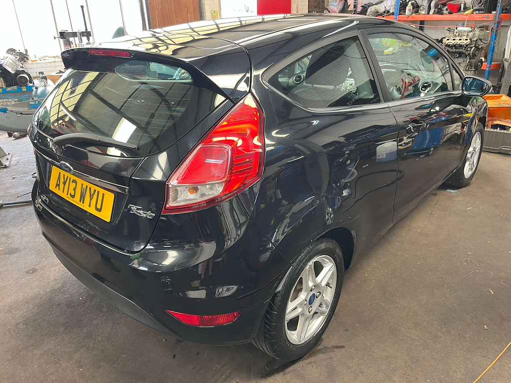 Ford Fiesta Zetec Black #2
