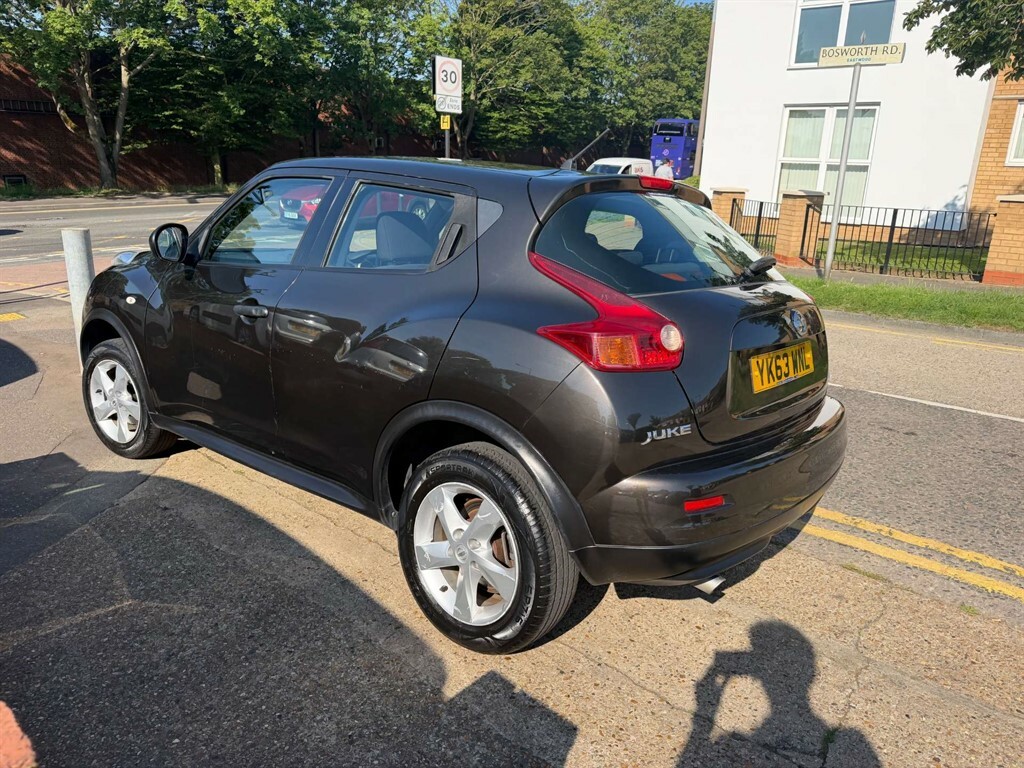 Nissan Juke 1.5 Dci Visia Red #2