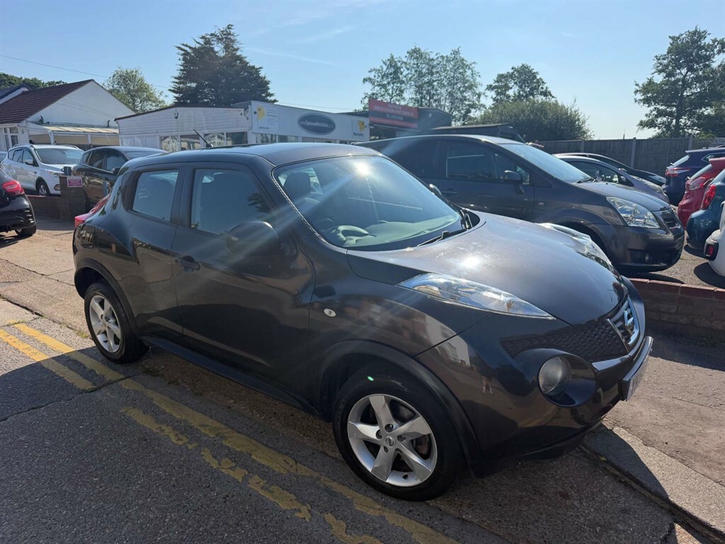 Nissan Juke 1.5 Dci Visia Red #1