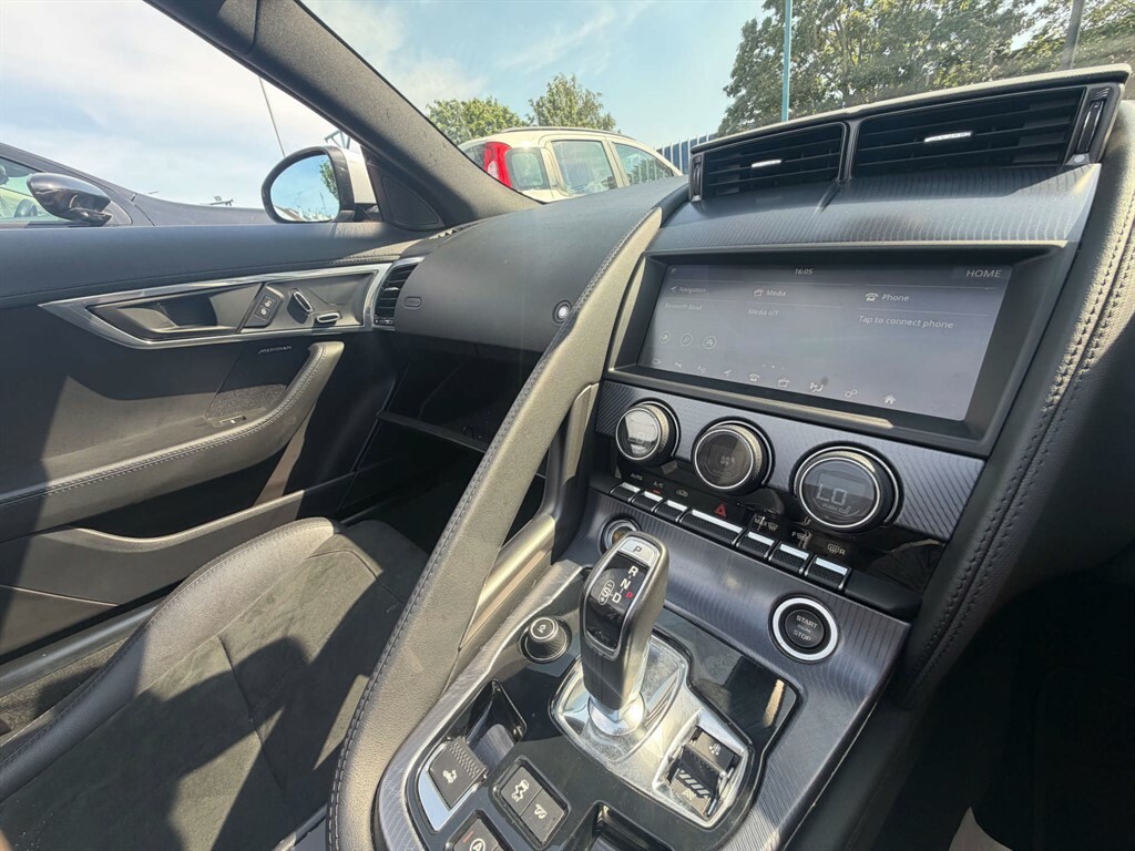 Jaguar F-Type 5.0 V8 R Awd Euro 6 Ss White #11