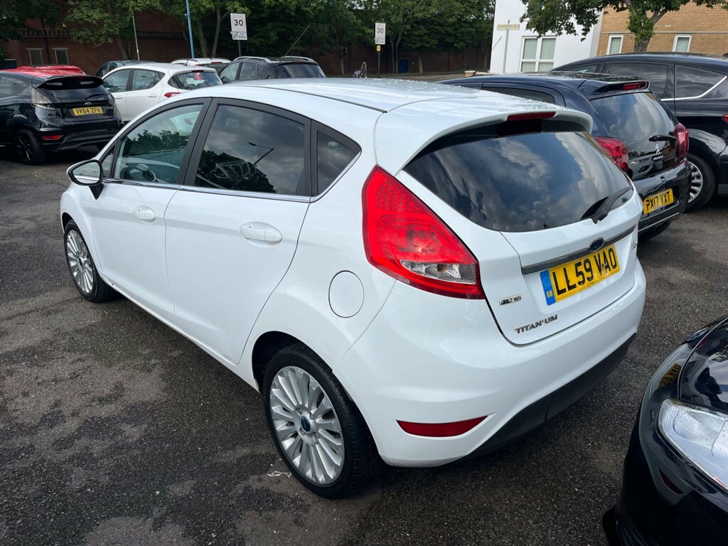 Ford Fiesta Titanium 90 Tdci White #5