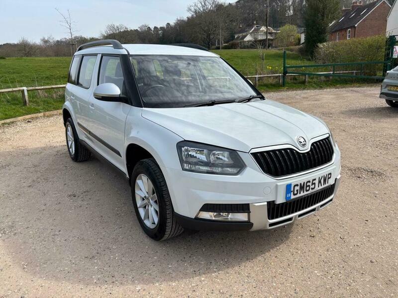Skoda Yeti 1.2 Tsi S Outdoor White #3