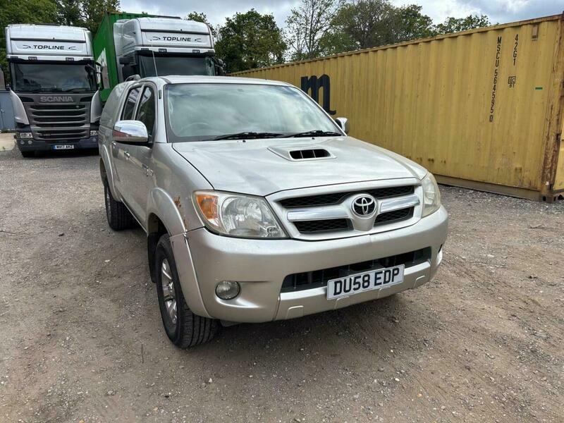 Toyota HILUX 3.0 D-4d Invincible 4Wd Silver #3