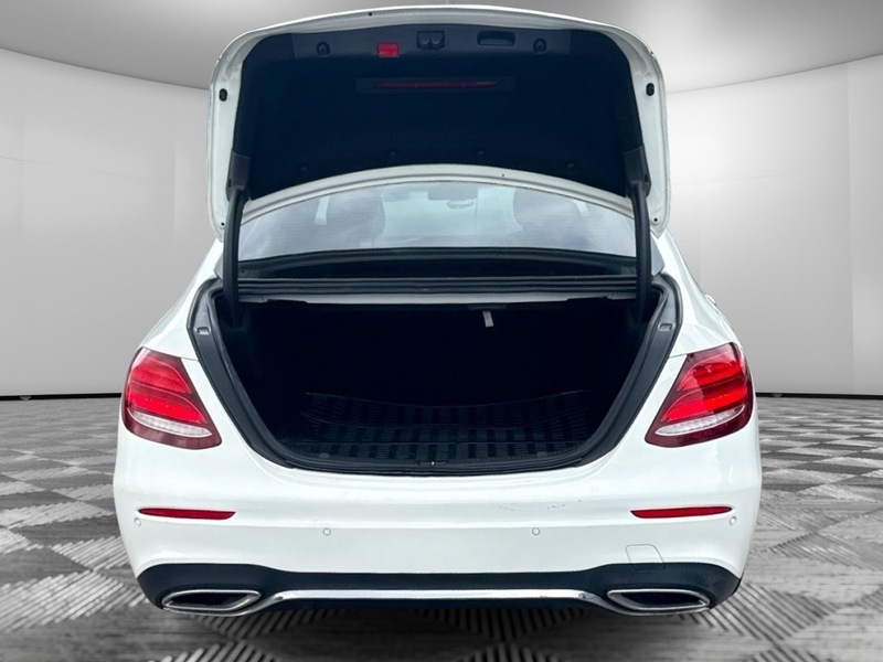 Mercedes-Benz E Class 3.0 Amg E 43 4Matic 396 Bhp Blue #9