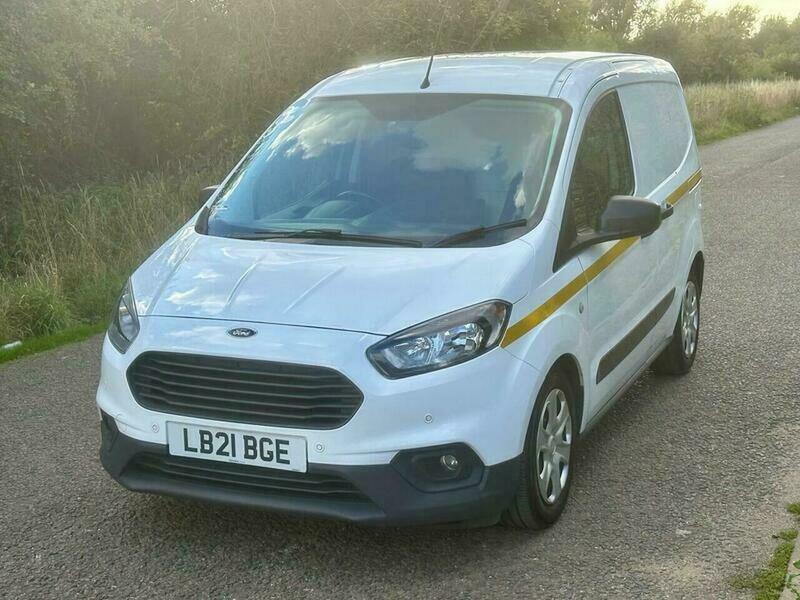 Ford Transit Courier 1.5 Tdci Trend L1 LB21BGE White #3