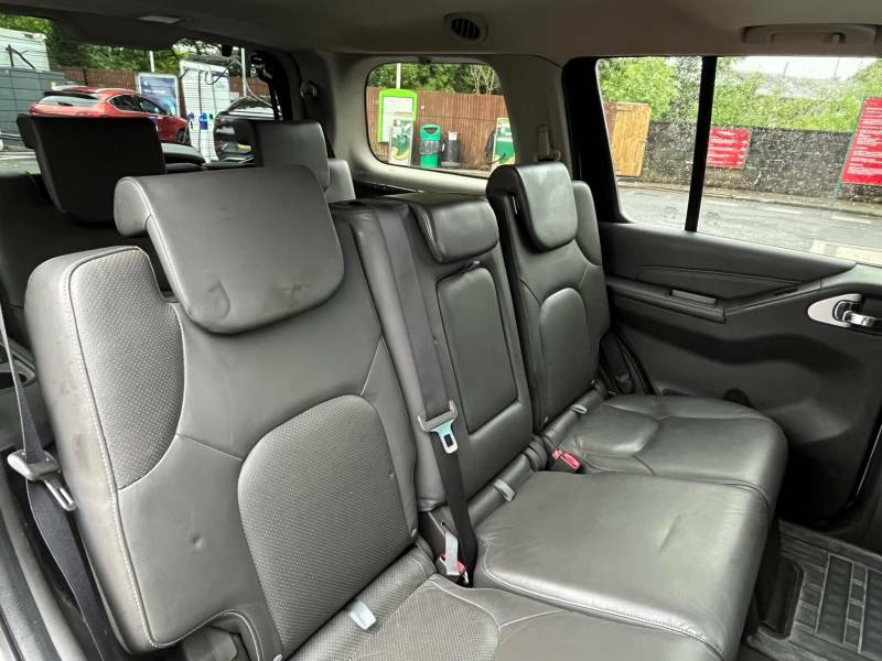 Nissan Pathfinder 2.5 Dci Tekna Grey #13
