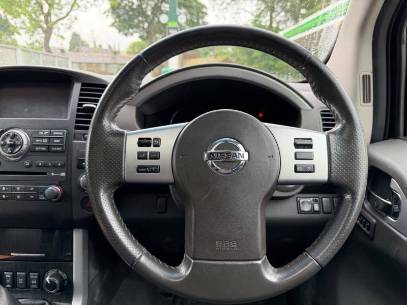 Nissan Pathfinder 2.5 Dci Tekna Grey #27