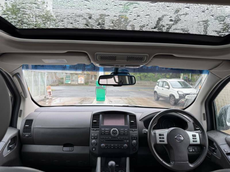 Nissan Pathfinder 2.5 Dci Tekna Grey #26