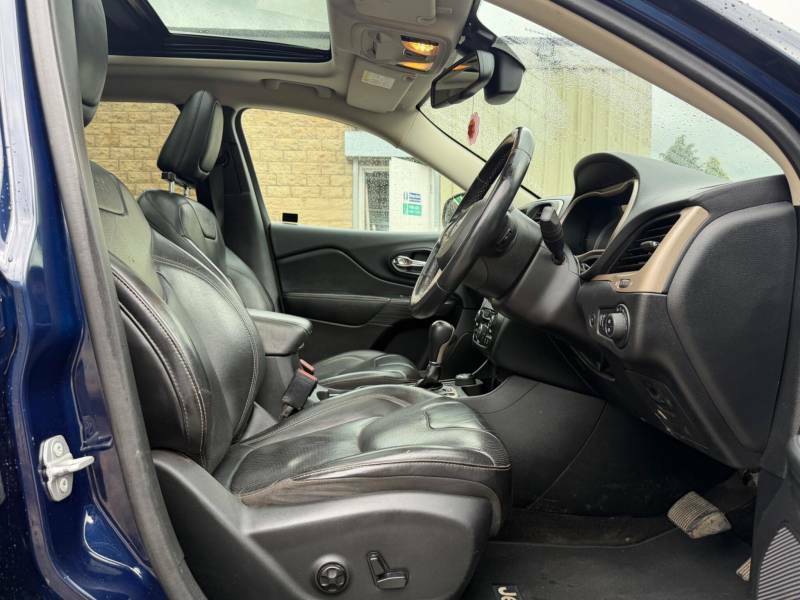 Jeep Cherokee 2.0 Crd Limited Red #15