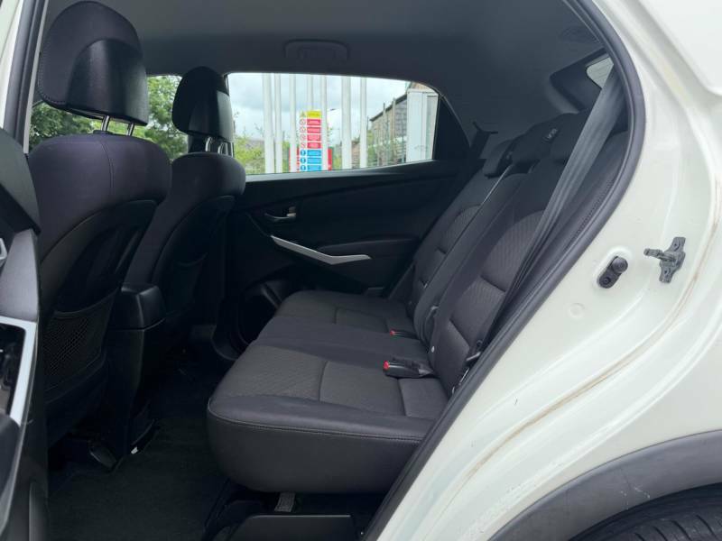 SsangYong Korando Red #13
