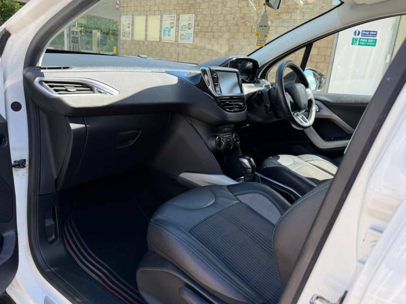 Peugeot 2008 Blue Hdi Active White #13