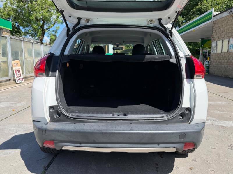 Peugeot 2008 Blue Hdi Active White #11