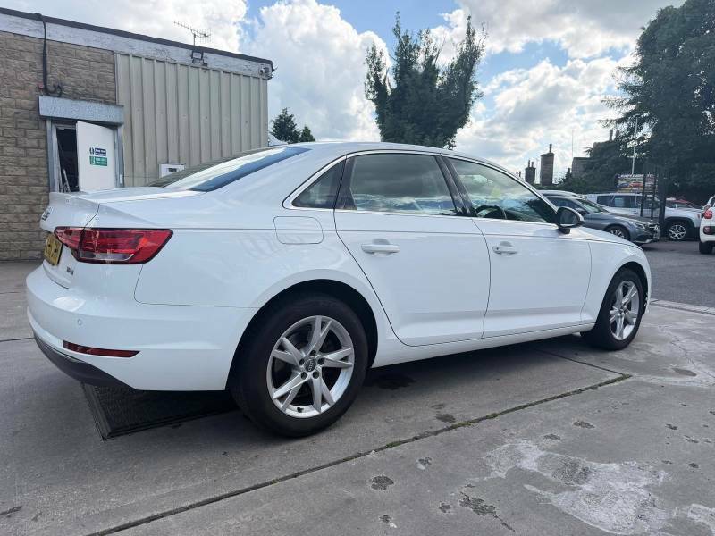 Audi A4 1.4 Tfsi Sport Euro 6 Ss White #4