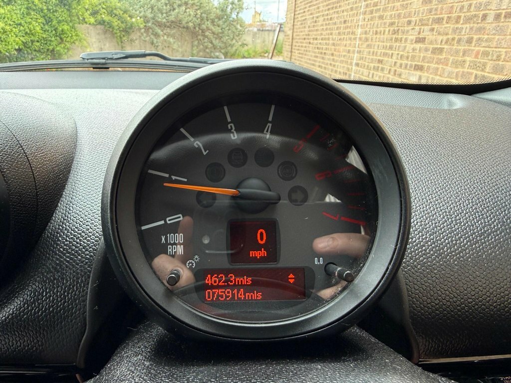 Mini Paceman 1.6L Cooper D Black #3
