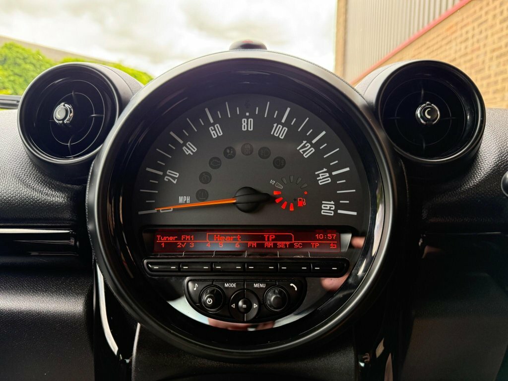 Mini Paceman 1.6L Cooper D Black #4