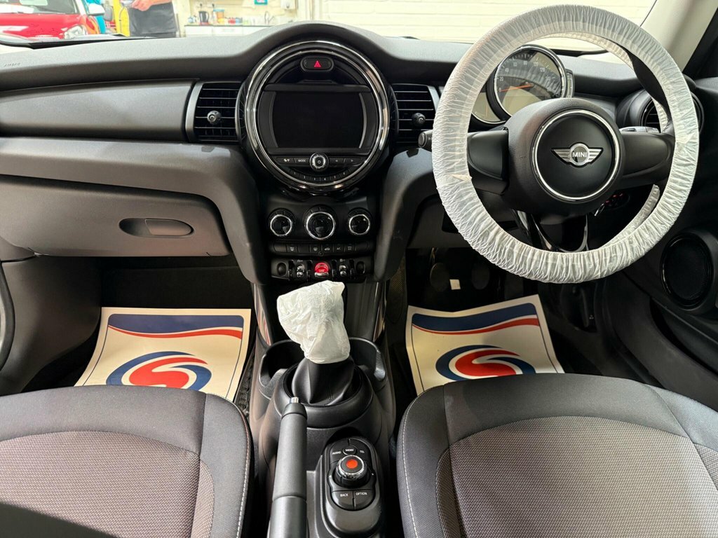 Mini Hatch 1.5L One Blue #2