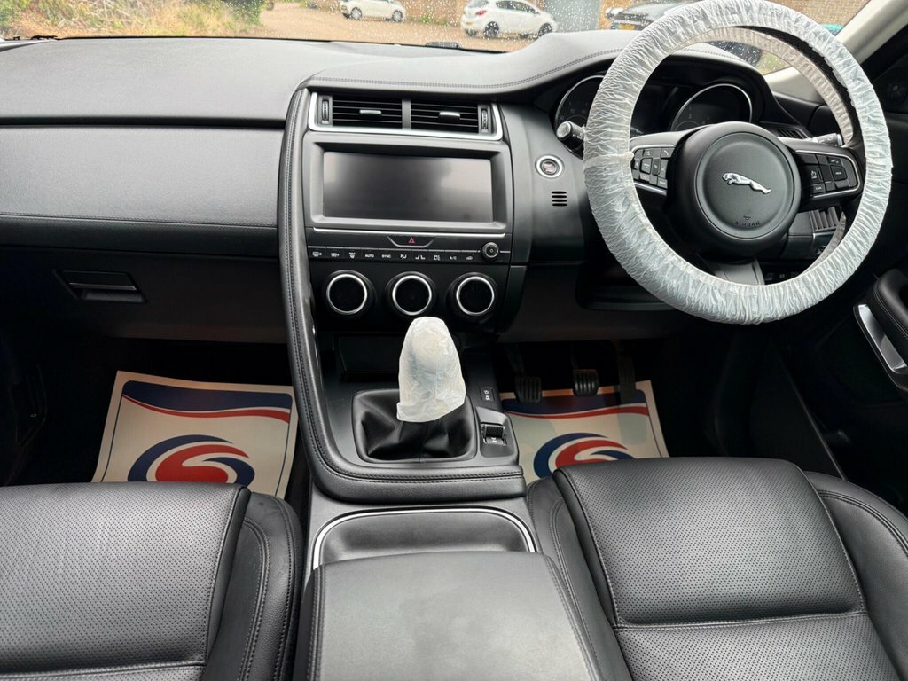 Jaguar E-Pace 2L S CA19SYS Red #2