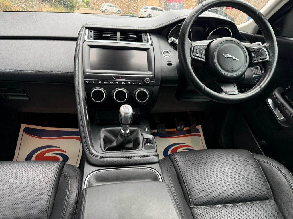 Jaguar E-Pace 2L S CA19SYS Red #6