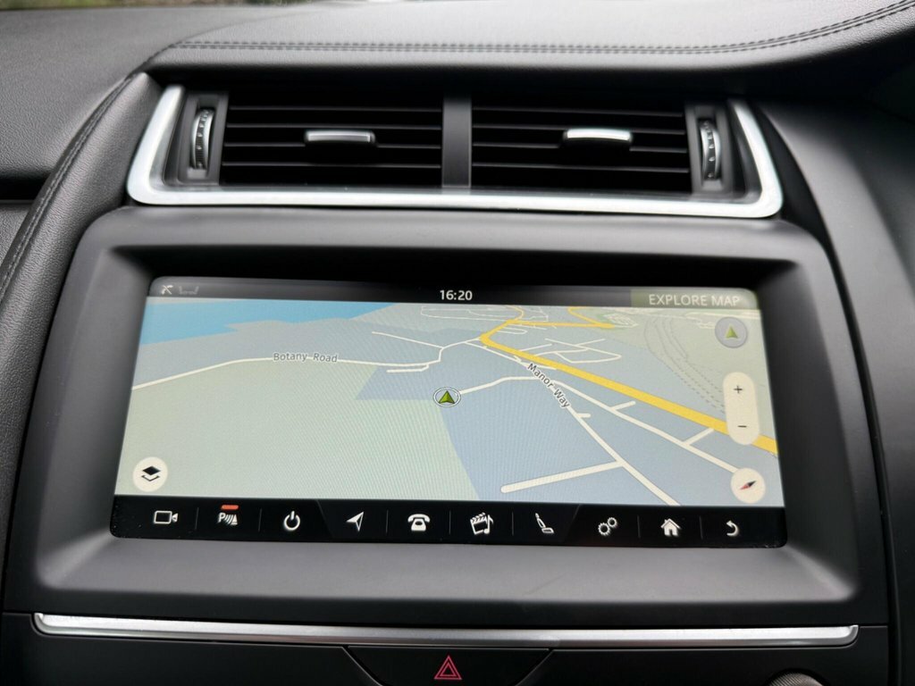 Jaguar E-Pace 2L S CA19SYS Red #4