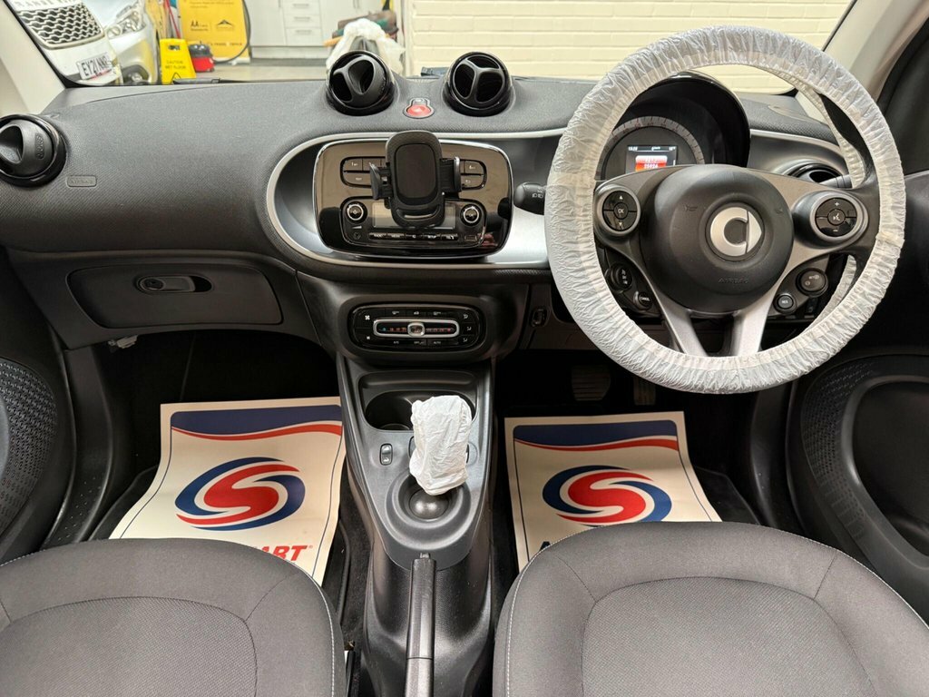 Smart Fortwo Cabrio 1L Passion Red #2