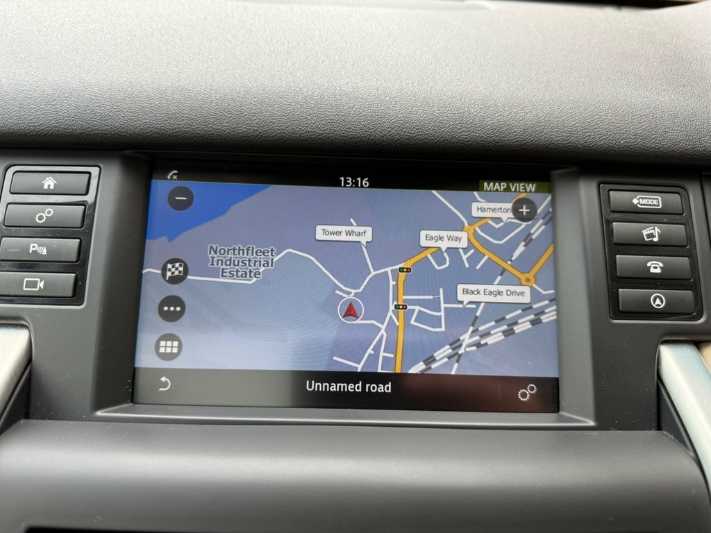 Land Rover Discovery Sport 2L Hse Silver #4