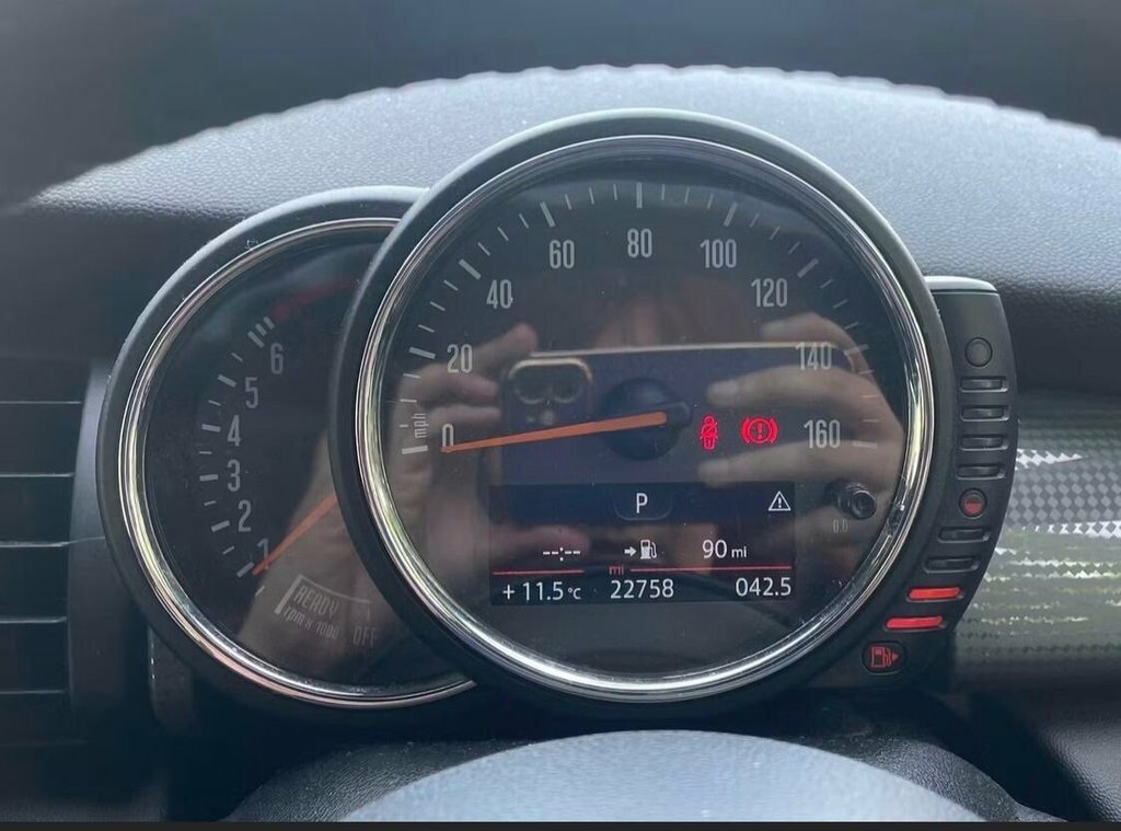 Mini Convertible 1.5L Cooper Black #2