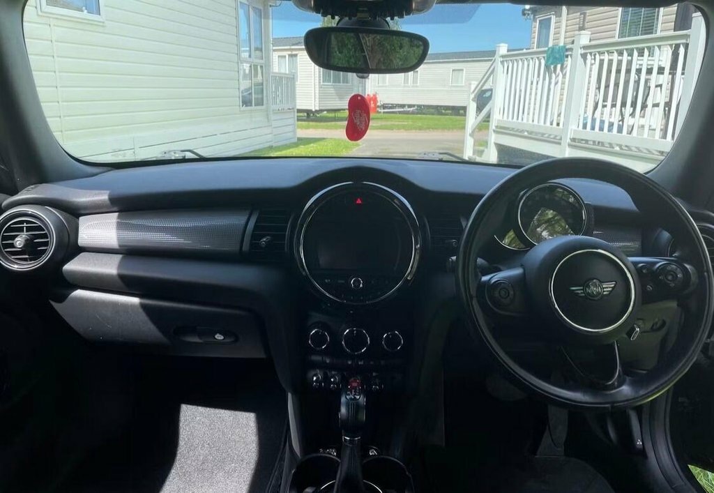 Mini Convertible 1.5L Cooper Black #3