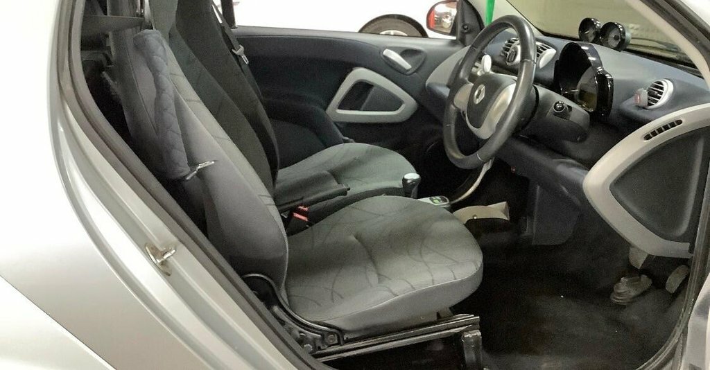 Smart Fortwo Cabrio 1L Passion KV62XND Silver #4