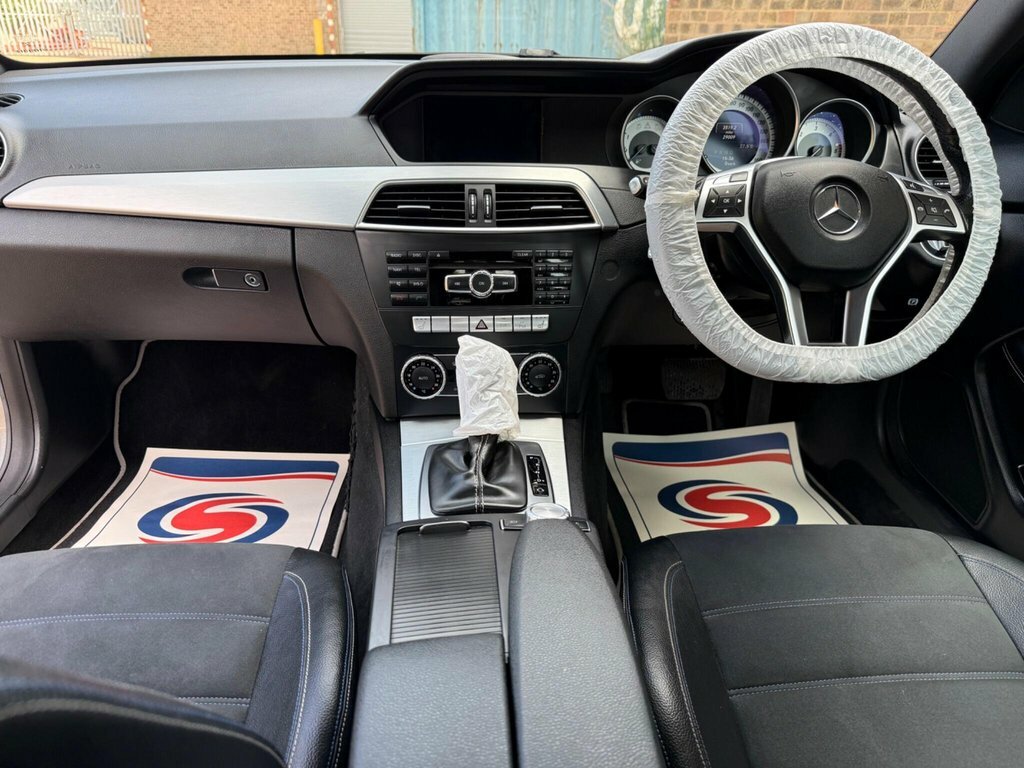 Mercedes-Benz C Class 2.1L Amg Sport Edition Silver #2