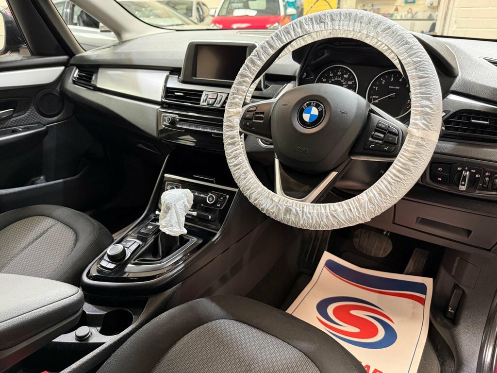BMW 2 Series Active Tourer Mpv 2014 Bmw 2 Series Active Tourer 2.0 218D Se Di Black #18